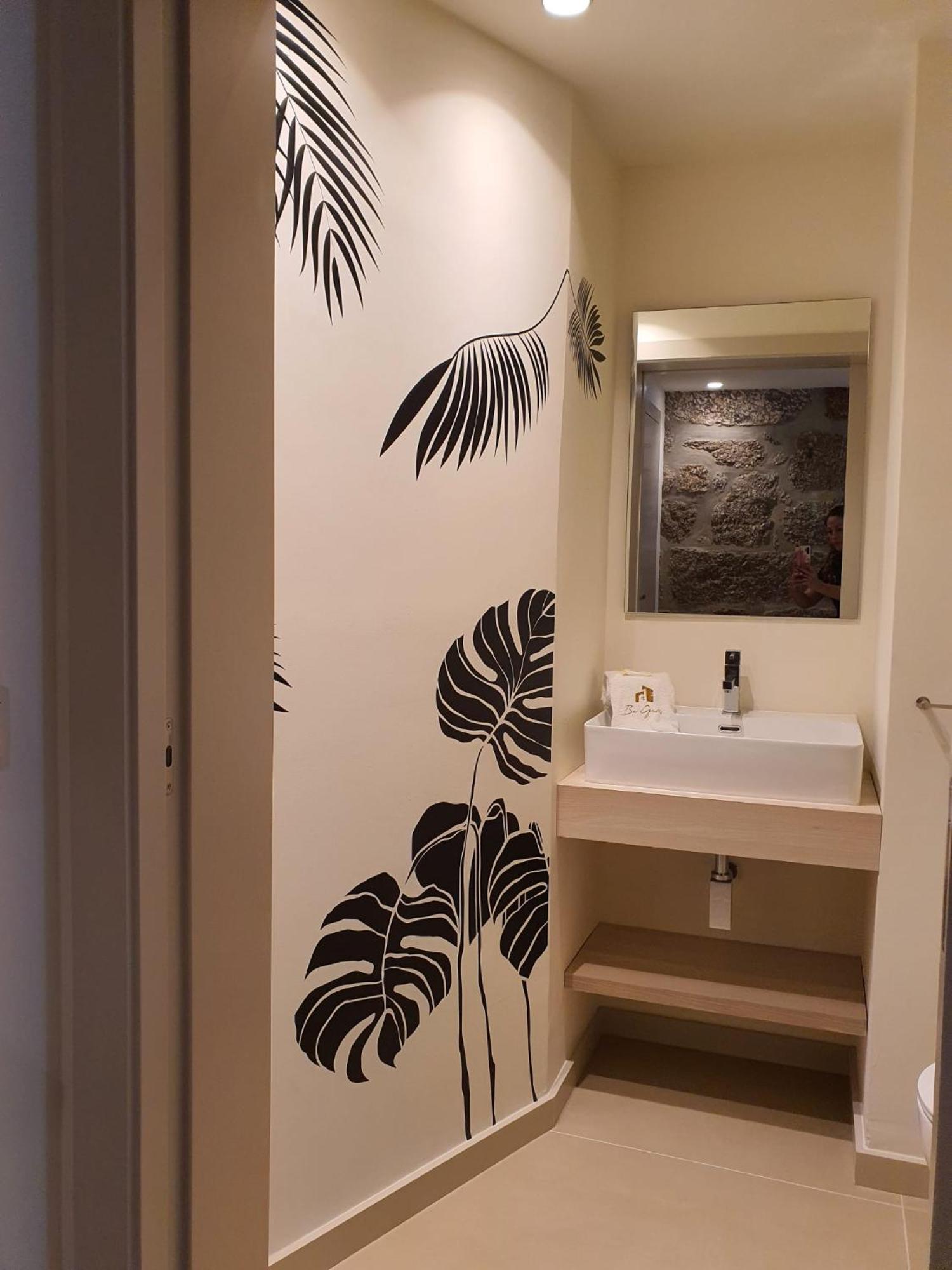 Botica House Holiday home *
